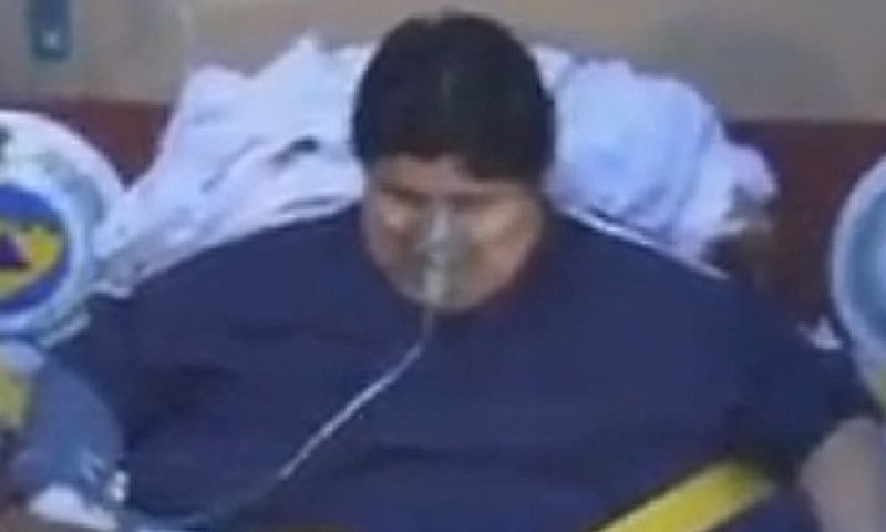 צפו: סעודי השוקל 610 ק"ג חולץ מביתו במבצע צבאי