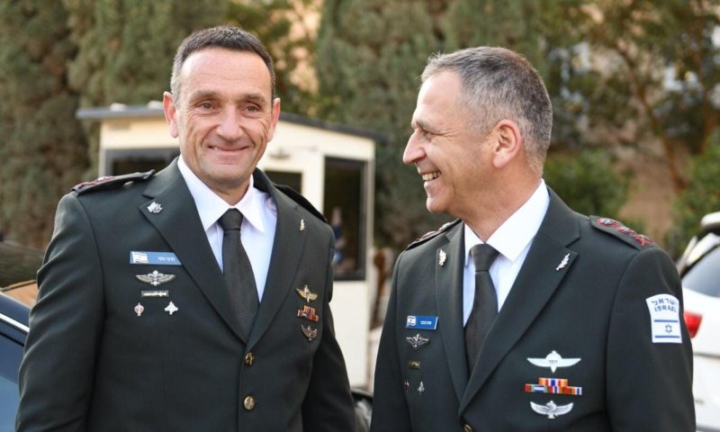 שידור חי: הרצי הלוי נכנס לתפקידו כרמטכ"ל החדש