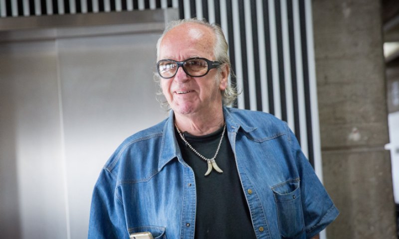 נתן זהבי משתולל: קבוצה של אנשים פסיכיים. האזינו