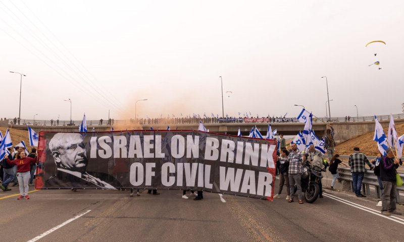 ראשי המחאות קוראים: להימנע מעימותים