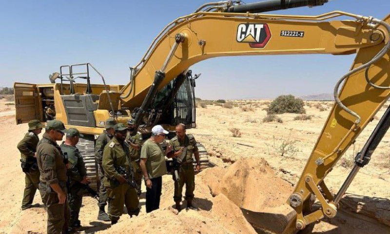 חשש לפלישה? צה"ל חפר באזורים בהם אין גדר