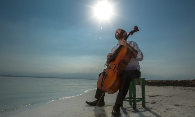 יונתן רזאל בסינגל חדש לקראת החגים
