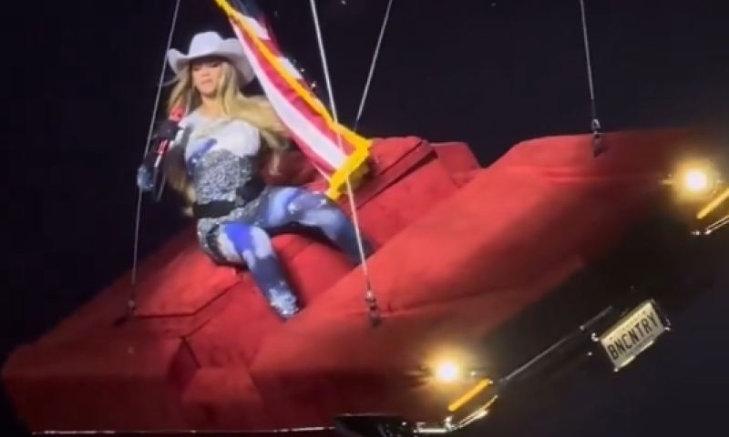 כמעט אסון: התקלה המפחידה בהופעתה של ביונסה