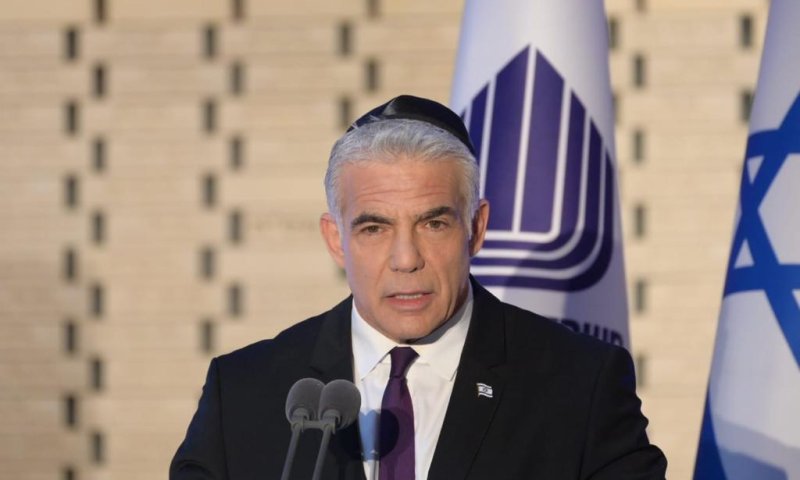 לפיד: "המאבק בטרור הוא לא עניין פוליטי"