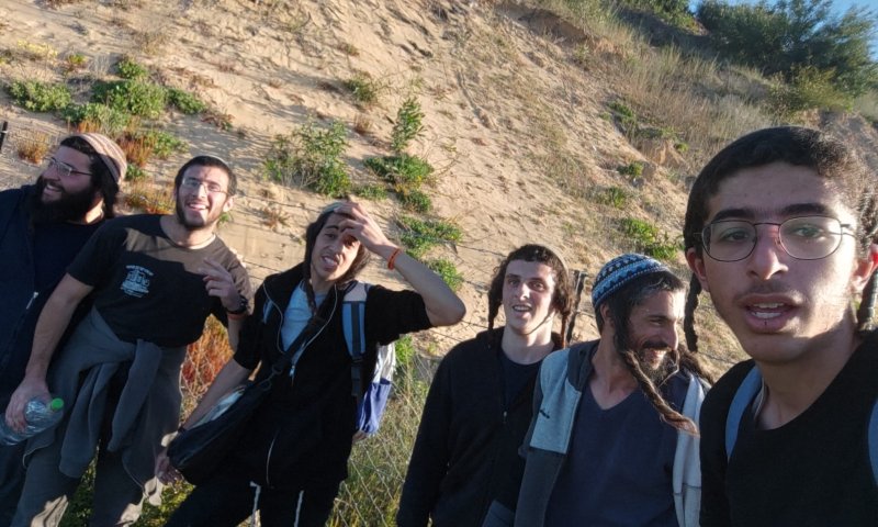 צפו: עשרה מפגינים חצו את הגדר ונכנסו לעזה