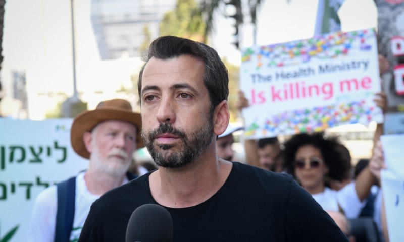 גיא לרר עושה שינוי ומבקש עזרה: "תנו שם מעניין"