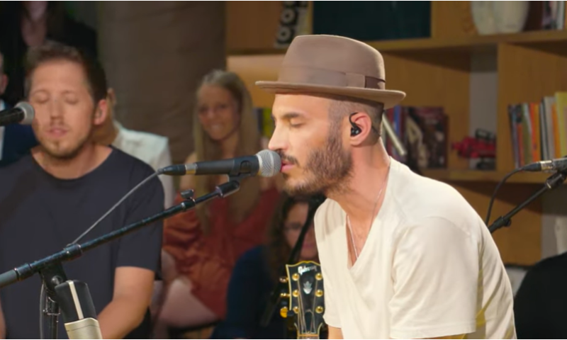 ירד למרתף: נתן גושן במופע יוצא דופן.צפו