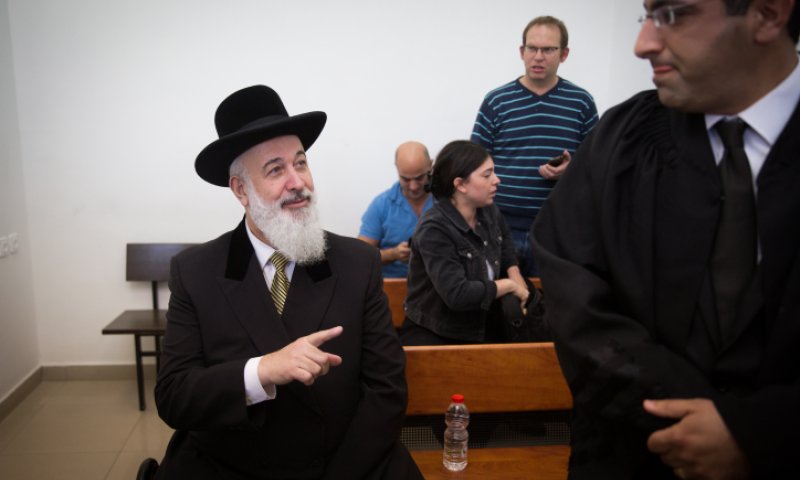 הנואם המרכזי על כבוד הרבנות: הרב יונה מצגר