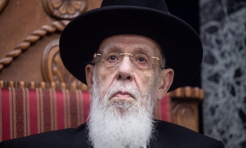 צפו: מסע הלוויה של הרב שלום כהן זצ"ל