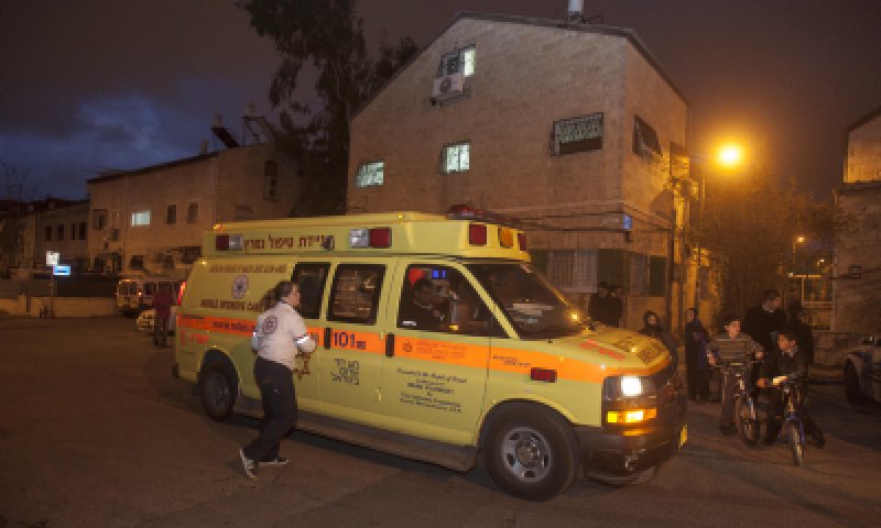 באר שבע: 2 ילדים נפלו מקומה שלישית