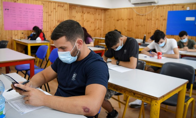"ממשלת ישראל יורקת בפרצופם של הילדים"