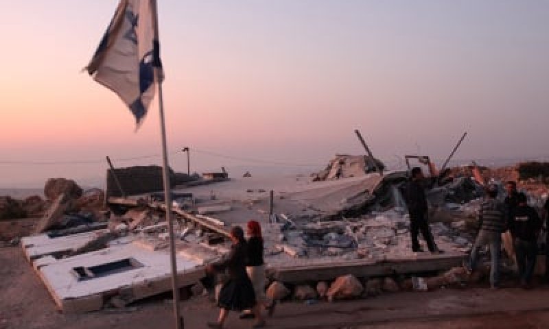 תמונות ממגרון: התפילות, ההתנגדות, העצב וההרס