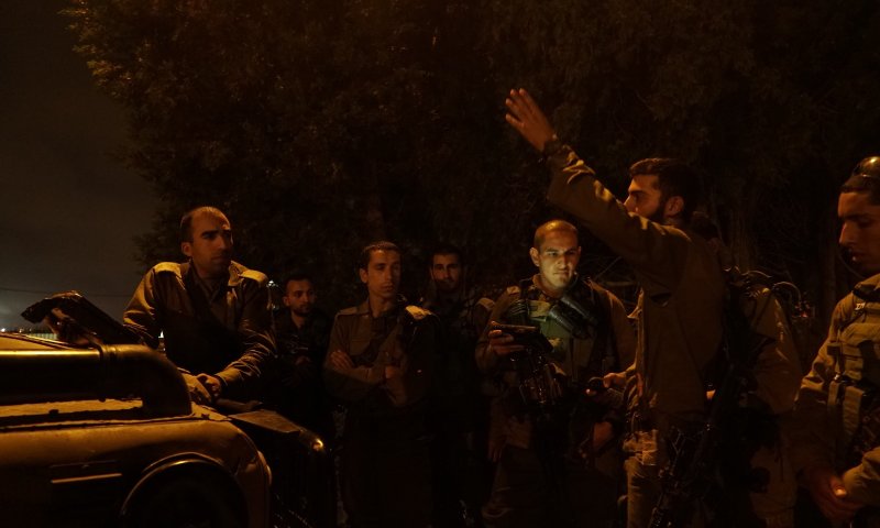 צה"ל פשט על בית המחבל; הכתר על הכפר נמשך