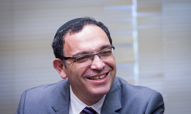 שי פירון פורש מהכנסת; אלעזר שטרן יחליף אותו