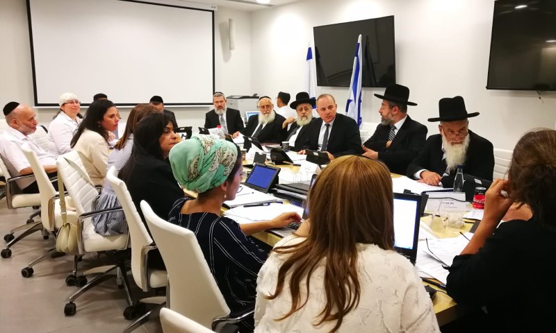 מינוי הדיינים החדשים: מתקפות וברכות במגזר