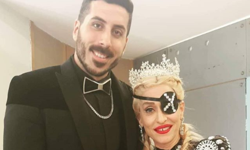 סוגר מעגל: קובי מרימי מגיע ל"ארץ נהדרת". צפו