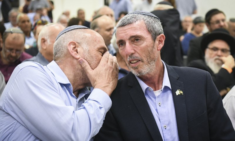 קרע קשה בין הרב רפי פרץ למוטי יוגב