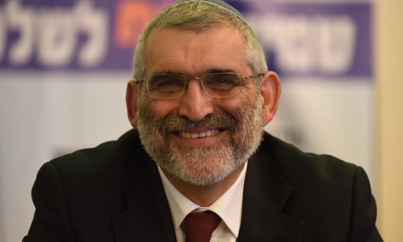 העליון: פסילת בן ארי כי קרע את הברית החדשה