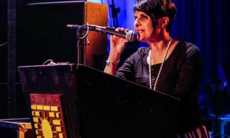 העוגן היחיד בין כל הטירוף