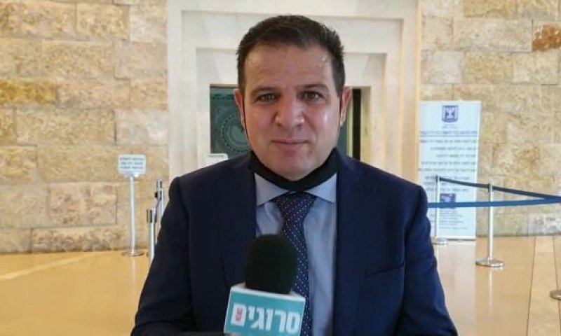 הפרקליטות למשטרה: זרזו את הטיפול בתיק איימן עודה