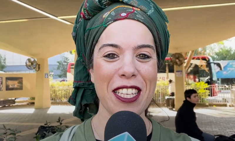 בכיסוי ראש וחצאית: 120 נשים דתיות התגייסו לצה"ל