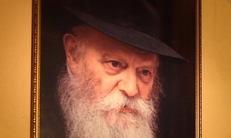 האם הרבי היה מתיר לחסידיו לקבל כסף מנוצרים?