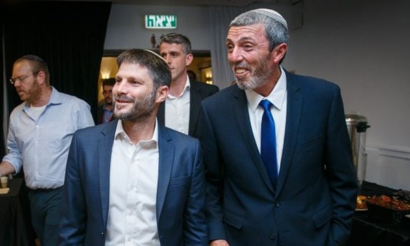 מצהירים אמונים: הרב פרץ וסמוטריץ' הושבעו לשרים