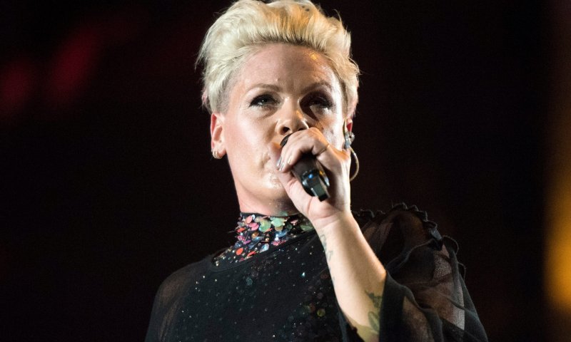 ניסיון ההתנקשות בטראמפ: פינק מצטטת את ג'ונתן גרינבלט