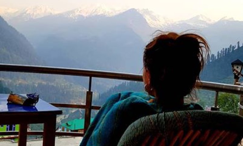 האסון בהודו: אדווה פוטרה מטבע והחליטה לצאת לטייל