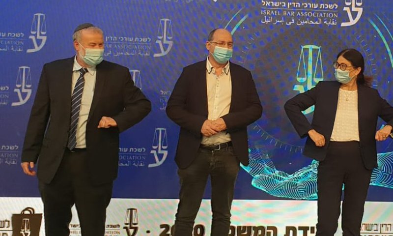 מנדלבליט: מקום טענות ההגנה של נתניהו בביהמ"ש