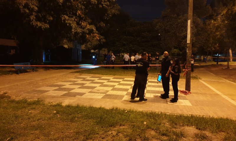 רצח ברמלה; גבר ואישה אותרו ללא רוח חיים בשרון