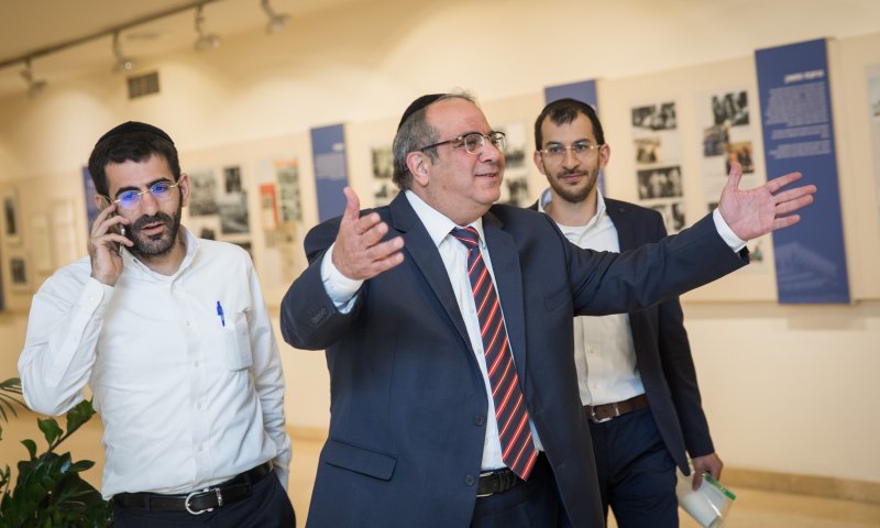 יגאל גואטה כבר לא ח"כ ופרסם טור התנצלויות