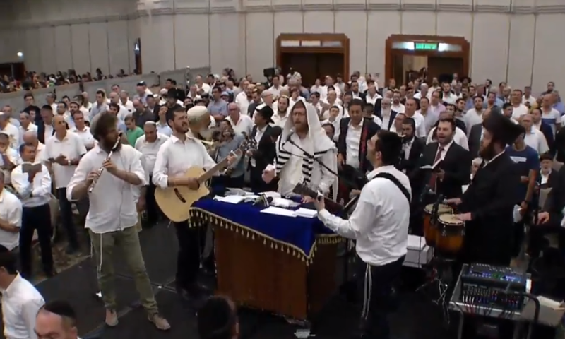 לשמוע אל התפילה: סליחות ראשונות עם יצחק מאיר.צפו