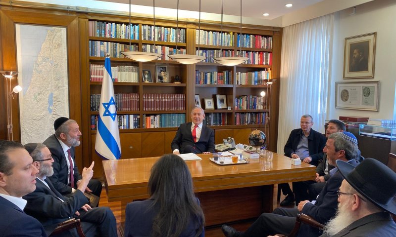 בגוש הימין פונים ליו"ר: סרב לכנס את מליאת הכנסת