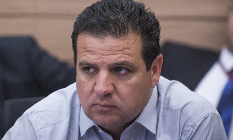 מועלם לעודה: "יותר פשוט לרקוד על גופתו של פרס"