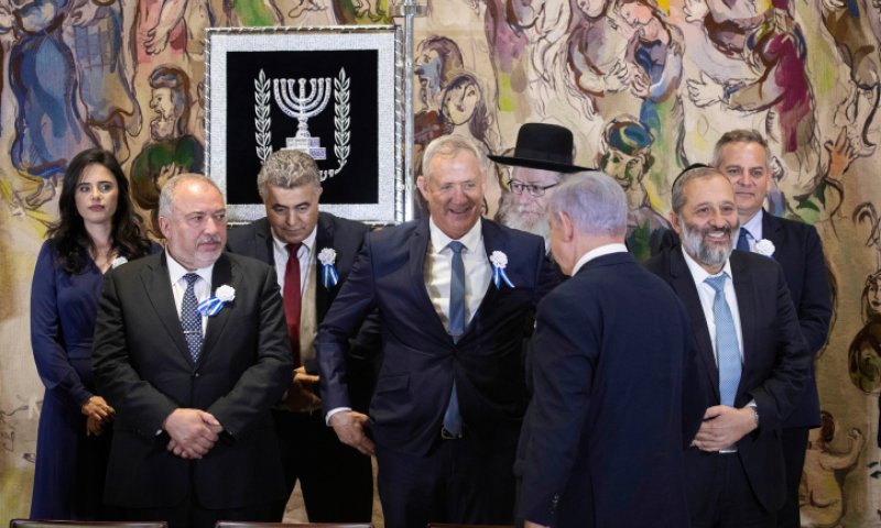 גנץ: "נאטום את האף, בסוף יש לנתניהו תאריך תפוגה"