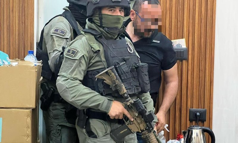 בעקבות ירי לא חוקי: שוטרים פשטו על החתונה ועצרו את החתן