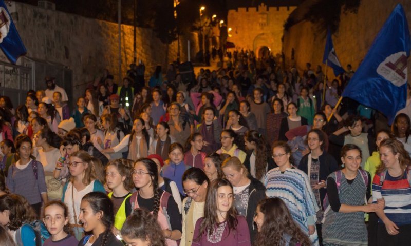 גלריה: סליחות מול שערי הר הבית