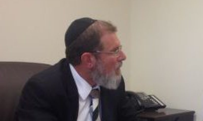 תמיכה סרוגה ברב קלמן בר לרבנות הראשית