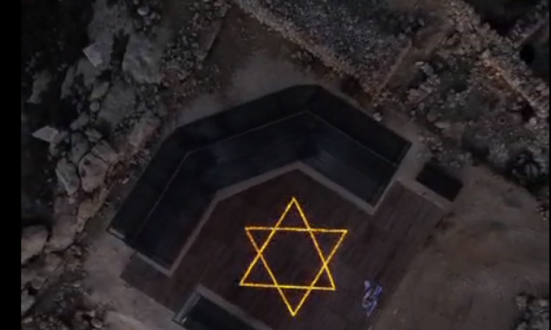 צפו: 30 יום למתקפה, 1400 נרות הודלקו בשילה הקדומה