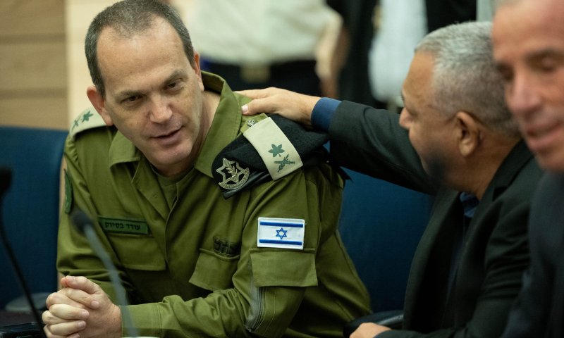 הרמטכ"ל הודיע: האלוף במיל' יודח משירות&nbsp;מילואים