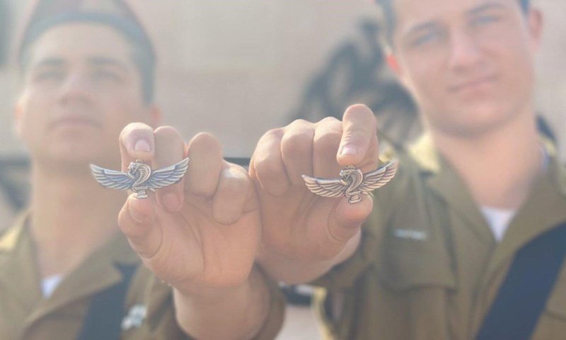 לוחמי הצנחנים יקבלו מחר סיכת חטיבה חדשה