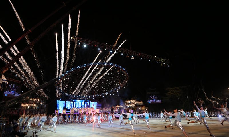 עכשיו זה רשמי: אלה המגישות שינחו את טקס המשואות