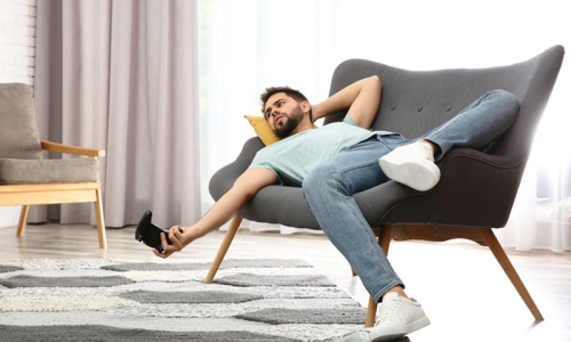 "אני משעממת אותו, אז הוא צריך ריגושים אחרים"