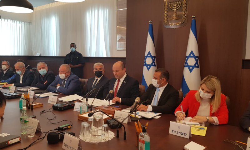 בנט סיכם: מלאי חדש של חיסוני פייזר יגיע באוגוסט