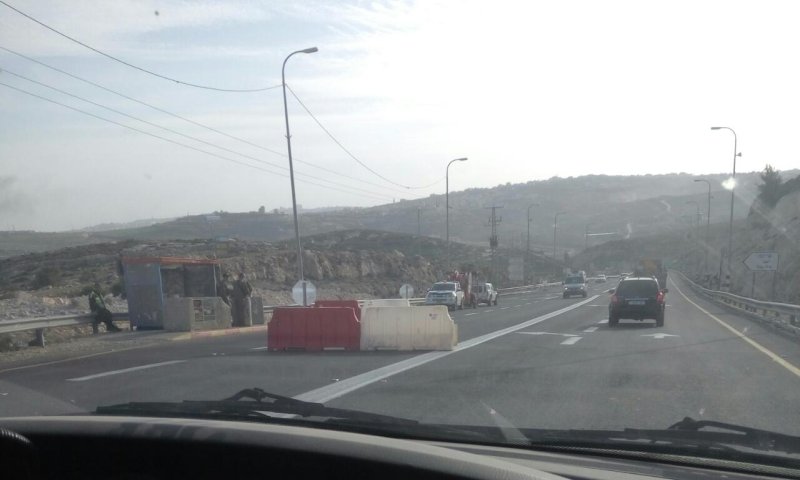 הריסת הבתים בעפרה: החל שלב חסימות הכבישים