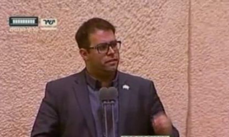 צפו: אורן חזן העמיד את המשטרה על הרגליים