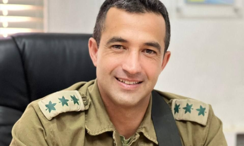 מפקד החטיבה הדרומית אסף חממי נפל בקרב וגופתו נחטפה