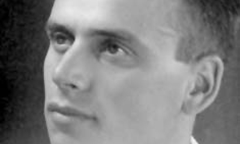 היום בהיסטוריה: העילוי שנפל כשהסתער בראש