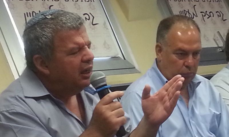 ח"כ זבולון כלפה נלחם במחירי הירקות